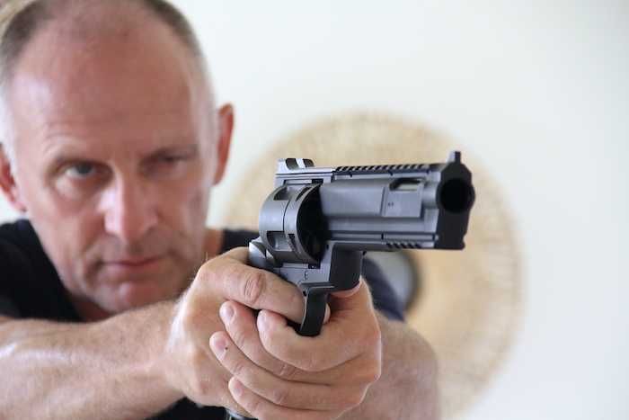 PISTOL DEVASTATOR 25 JOULI !! ~ Performanță HDP Max cu Bile de Cauciuc