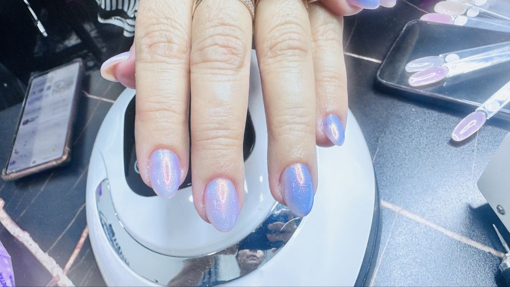 Маникюр и педикюр