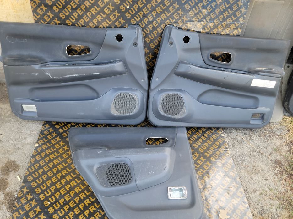 Обшивка дверей Монтеро