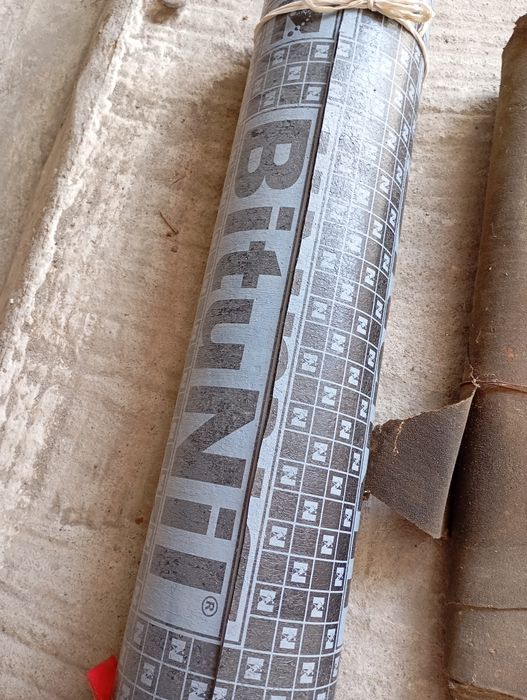 Bitum role diferite