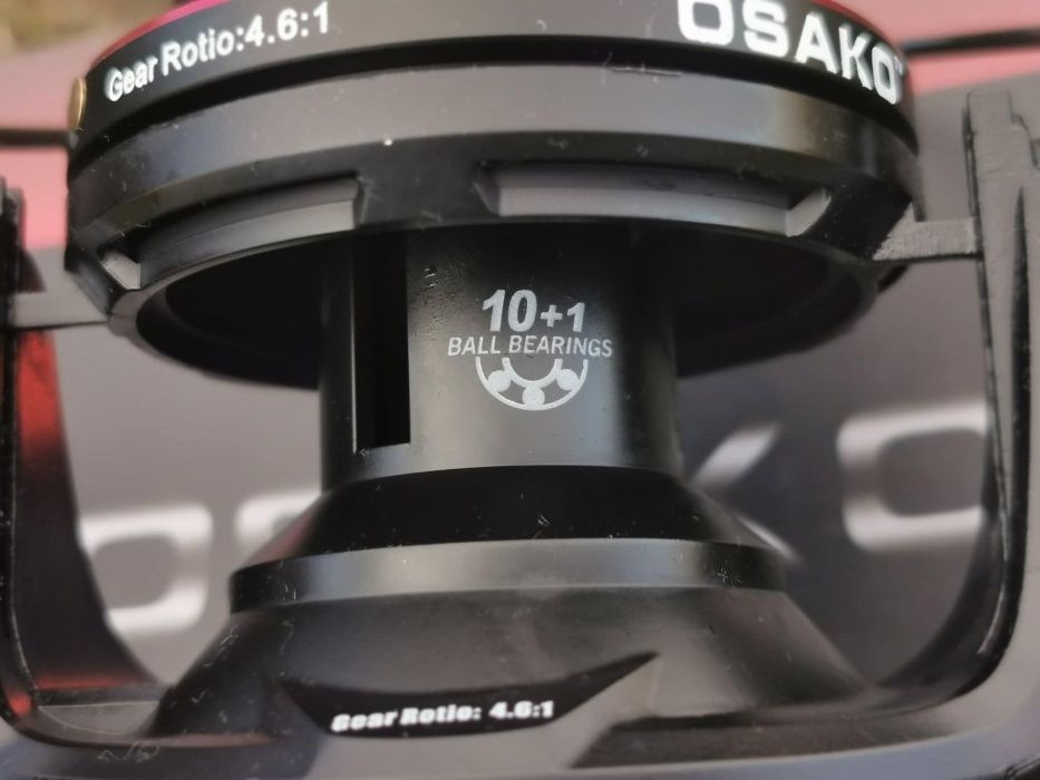 Три шарански макари 11лагера и червячна предавка Power Surf 9000/8000