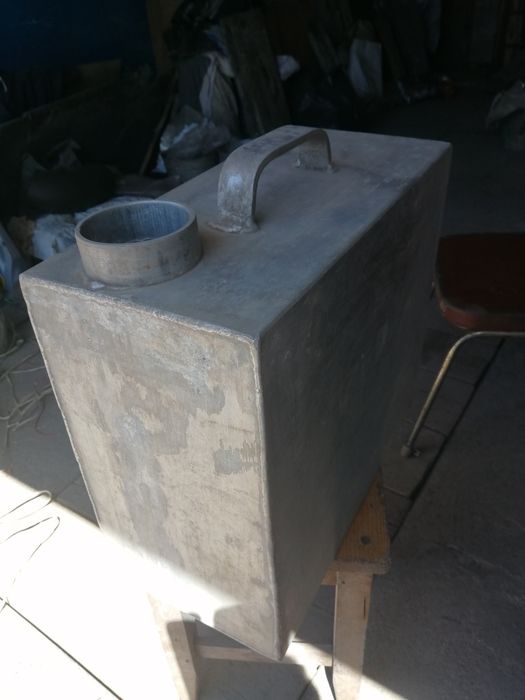 Продам канистры нерж. алюмин. Пластик