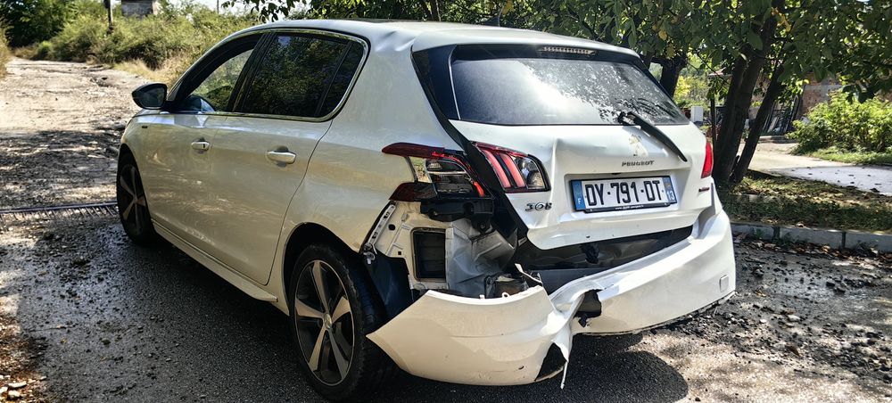 Peugeot 308  1.2 бензин  131hp Gt Line