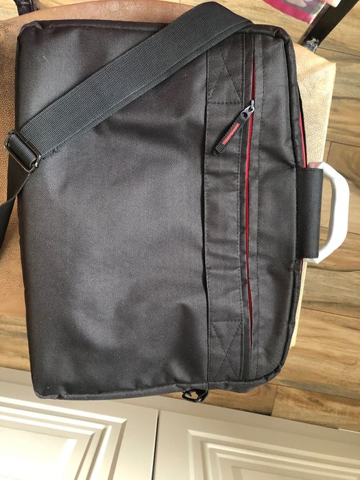 Продам сумку для ноутбука