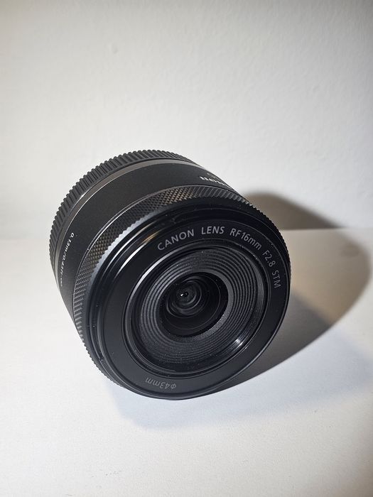 Canon 16 mm f2.8 rf