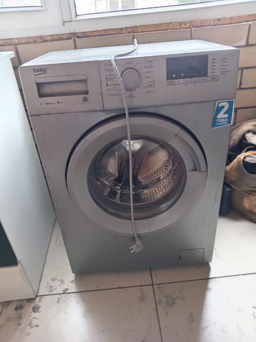 Продам стриральную машину
