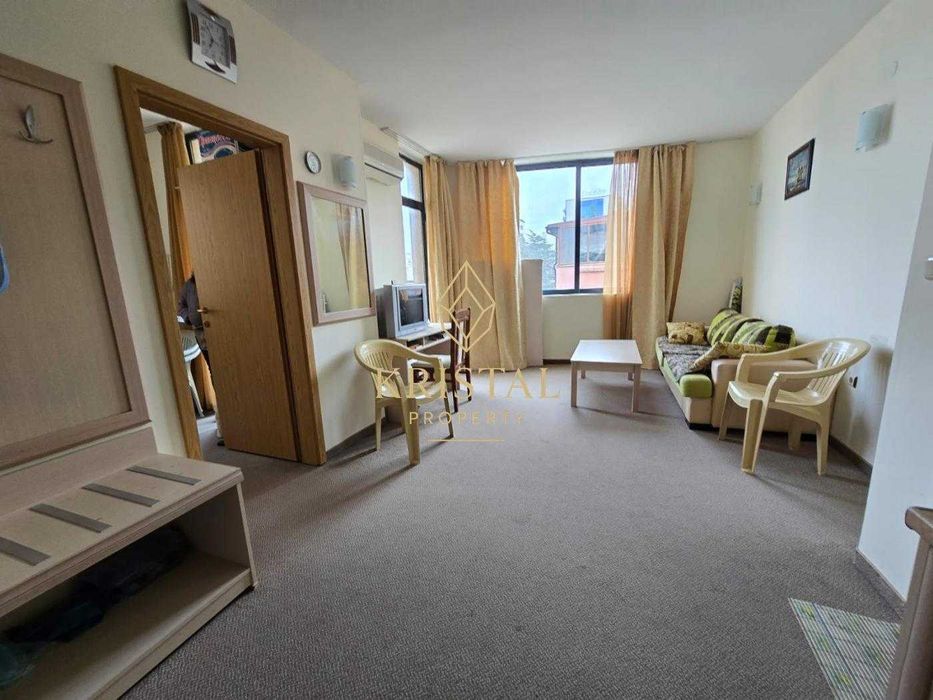 Продава се Двустаен апартамент в к.к. Слънчев бряг - 52 кв.м за 648 €/кв.м - Снимка #1