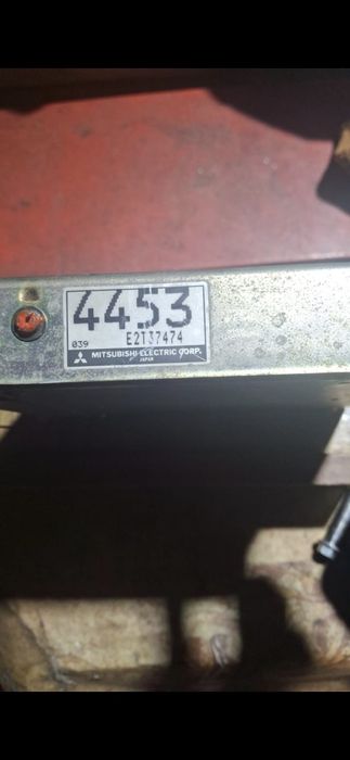 Продам эбу паджеро 2