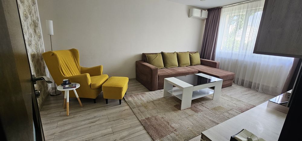 Proprietar, ofer spre închiriere apartament 3 camere, Titan