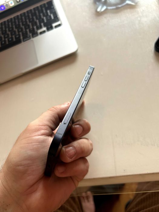 iphone 12 128GB  ЗА ЧАСТИ!!