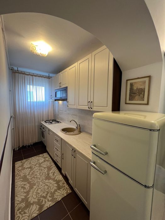 Proprietar vand gars. In Dristorului, Bd. Ramnicu Sarat,