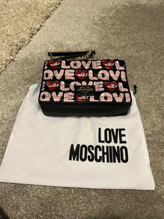 Love Moschino  оригинална нова чанта