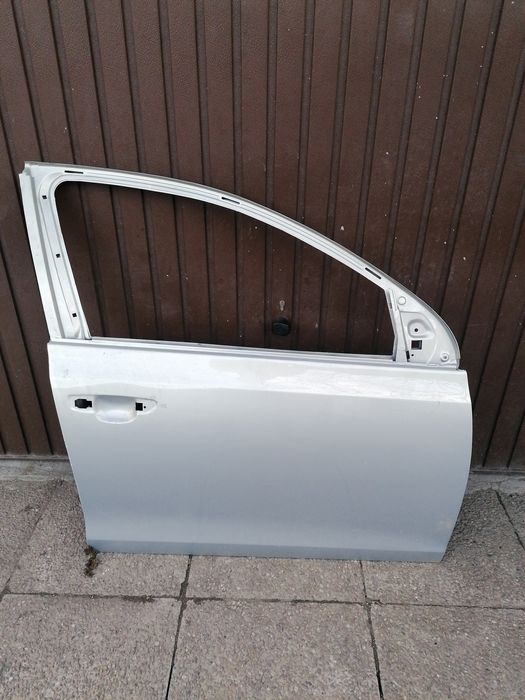 Ușa dreapta fata Vw Golf 6