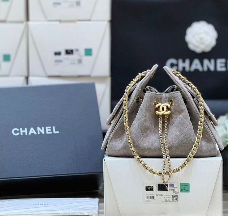 Налична дамска чанта Chanel Hobo