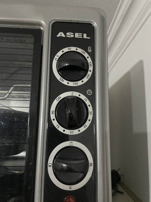 Духовка Asel в идеальном состоянии