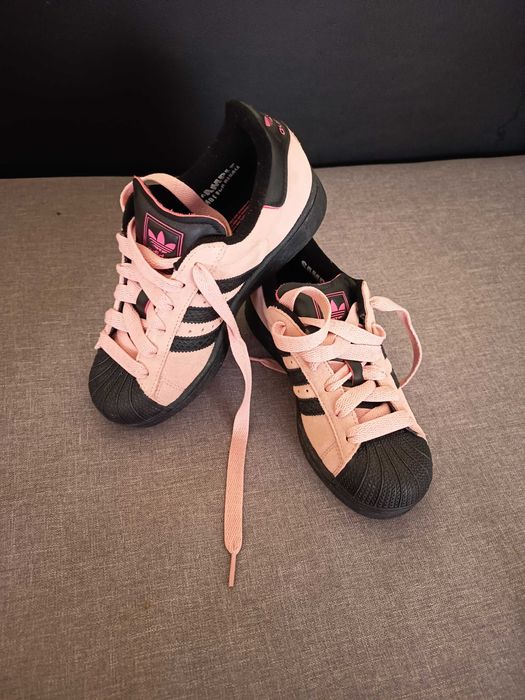 Adidași adidas Nr 36