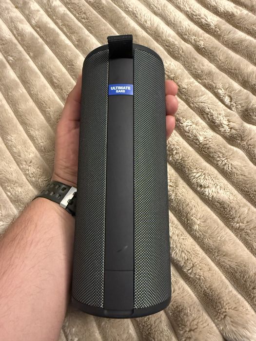 Boxa portabila Logitech Megaboom 4 ,impecabila !