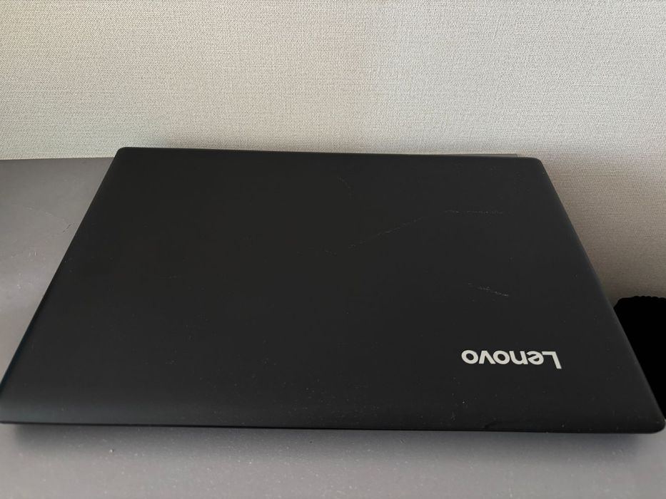 Ноутбук Lenovo идеял