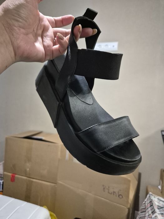 Продам обувь 37 размера