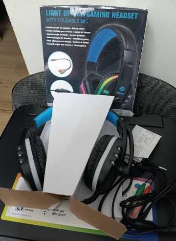 Геймърски слушалки iWotto, кабелни за игри с микрофон, RGB осветление