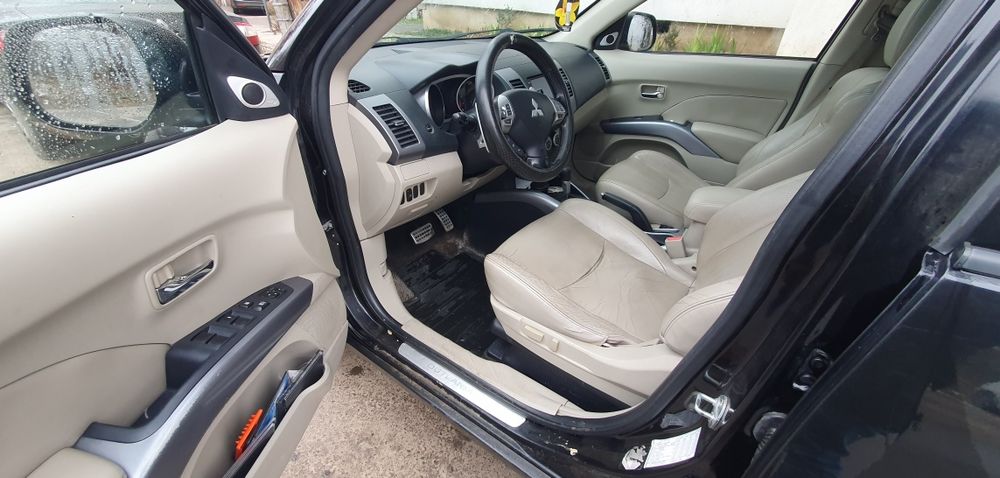 Mitsubishi Outlander 2008