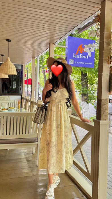 Корпоративке киетін көйлектер МОЩНЫЙ