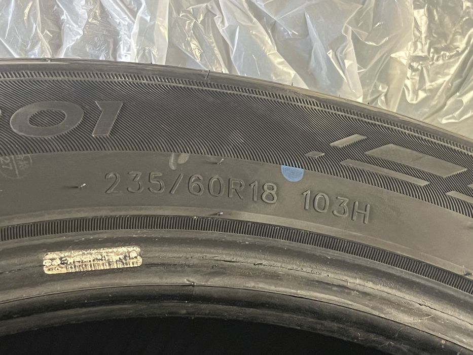 235/60 R18 103H 4шт БУ-
