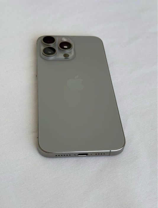 Vand Sau schimb iphone 15 pro max