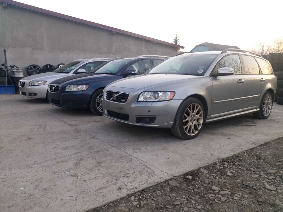 volvo v50 piese din dezmembrari 2004-2014