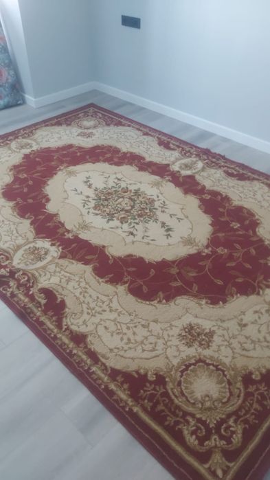 Продам палас в отличном состоянии