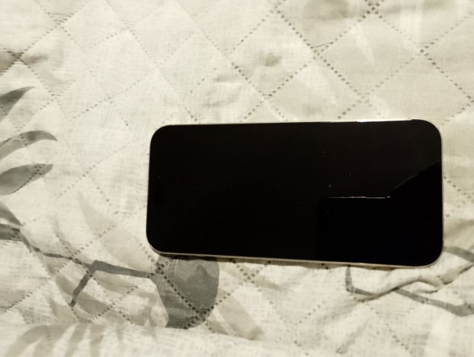 iphone 16pro max Natural Titaniun