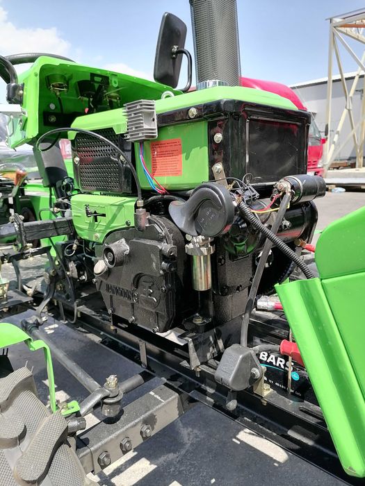 Минитрактор Рустрак Р-18 (фреза и плуг в подарок)