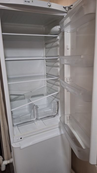 Холодильник 10000