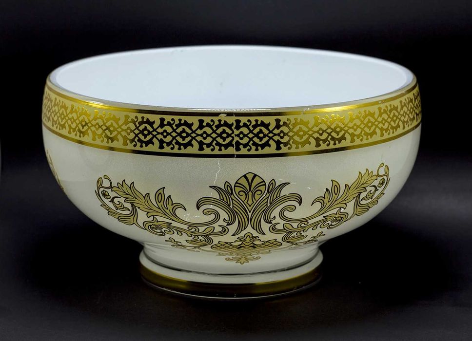 Большая современная ВАЗА под фрукты, расписанная под золото.