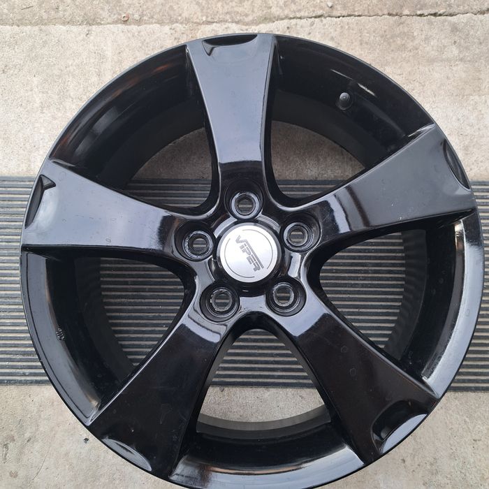 Jante aliaj,Renault,Hyundai,Duster,Nisan,Suzuki 5x114,3/R17 ET 52/6,5J