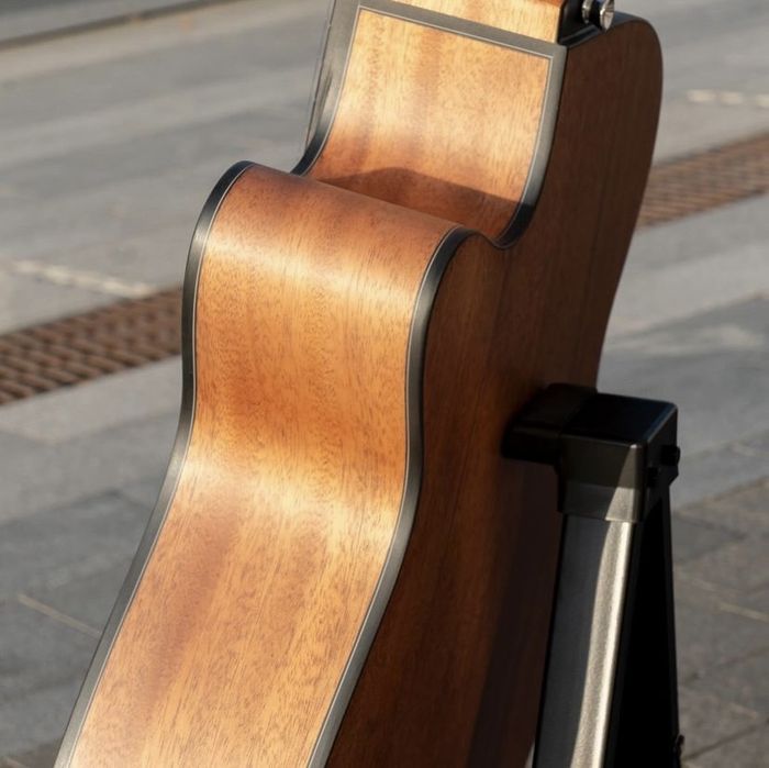 Гитара ( электроакустическая)новая