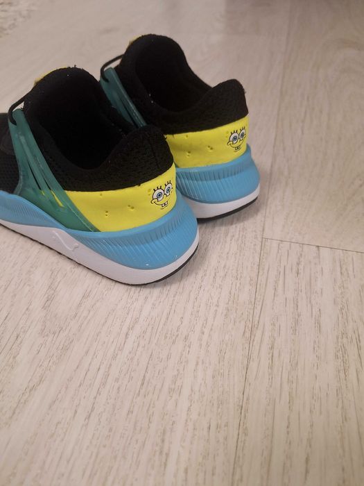 Adidasi Puma Spongeboob marimea 32.