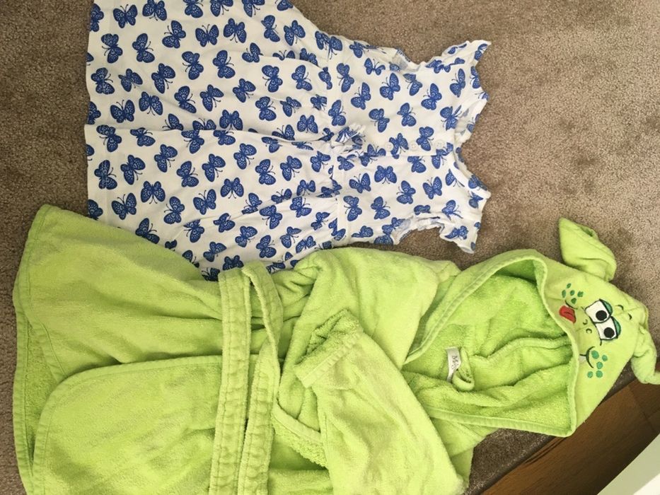 Детски дрешки - рокли, панталонки, жилетки