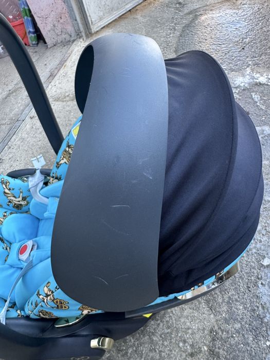 Cybex priam шаси с летен кош и кош за новородено