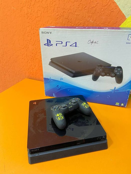 Продается PlayStation 4 slim
