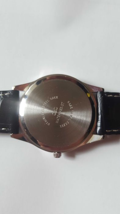 Дамски часовник Q&Q