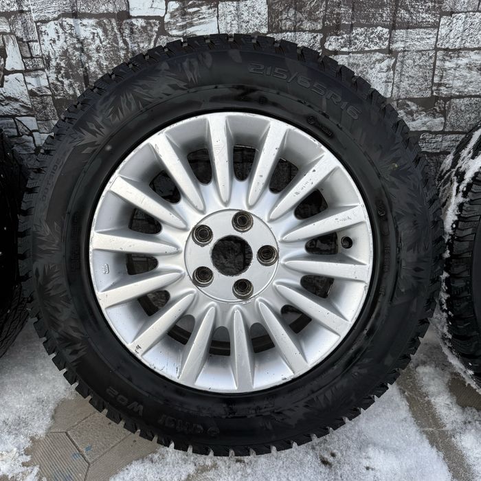 Продам диски с зимней резиной