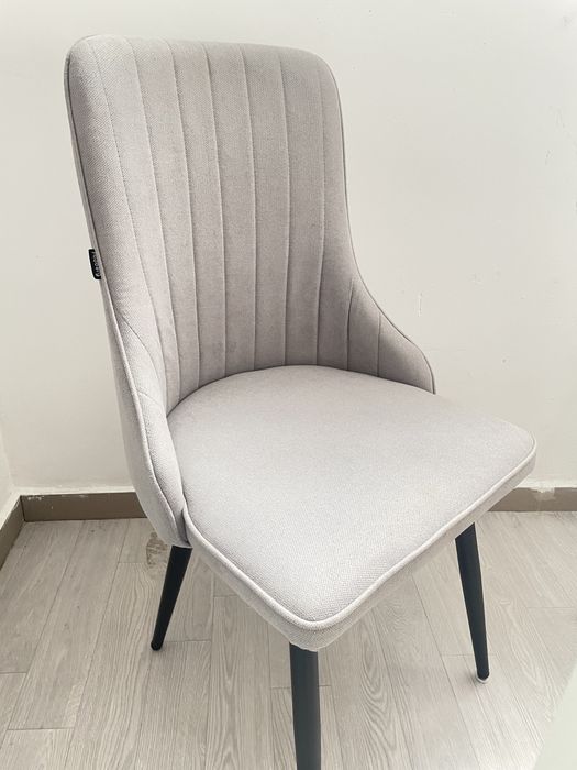 Стул  кухонный либо для клиентов