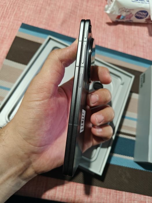Oppo Find N6 (16/512GB) – Безкомпромисен сгъваем дисплей | Като нов