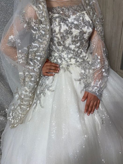 Kelin kuylaklar sotiladibarzon narxda srochna pul kere