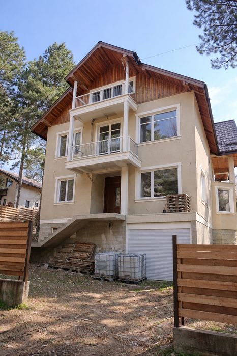 Construcții și amenajări interioare