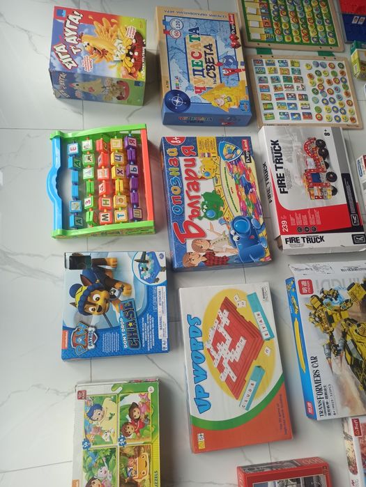 Настолни и образователни игри за цялото семейство