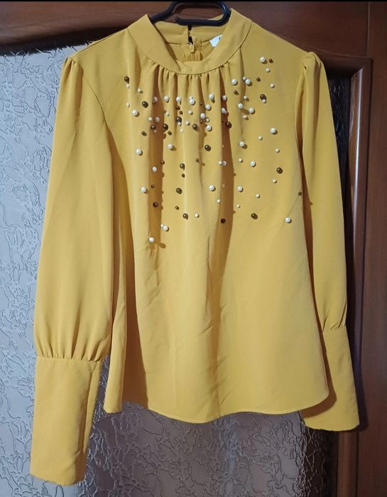 bluza eleganta potrivita pentru marimea  M/38