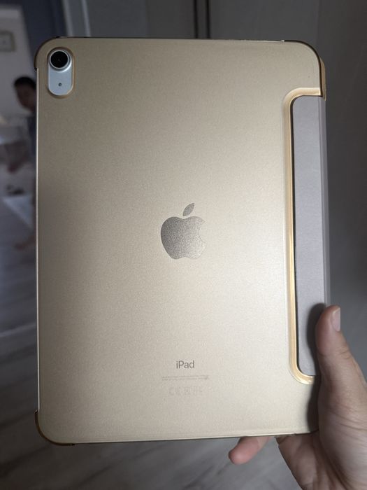 Продам айпад 10.9
