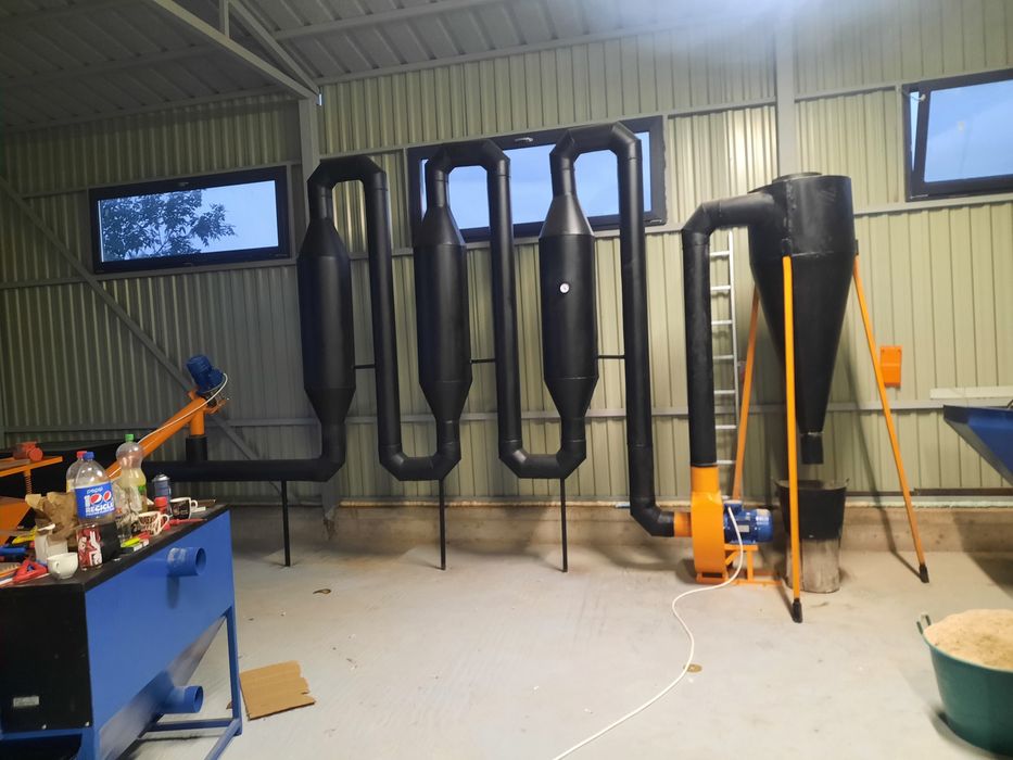 Uscător aerodinamic cu snek 350 kg pentru rumeguș peleti